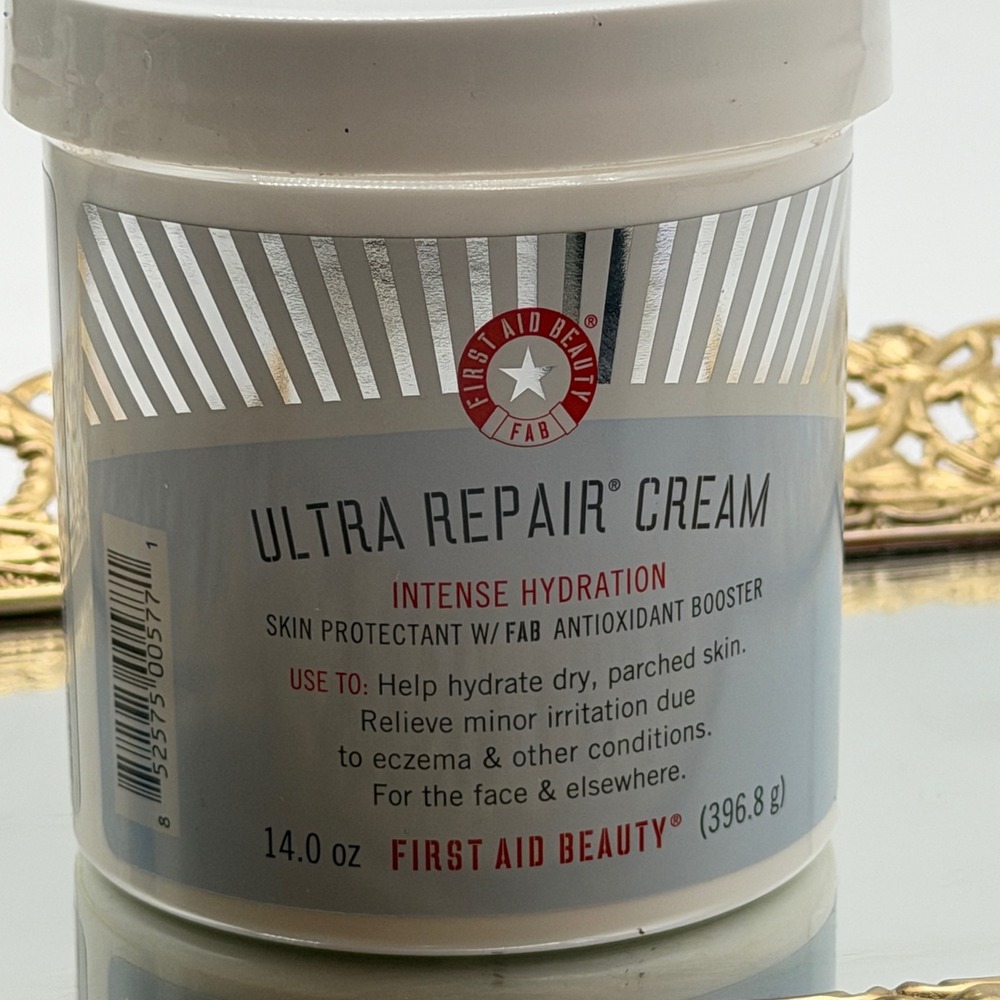 First Aid Beauty Ultra Repair Cream Intense Hydration 14oz Fragrance Free 08/19